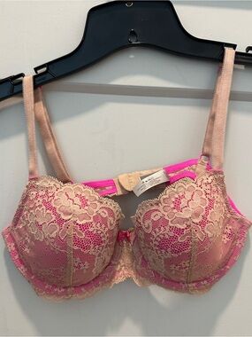 Victoria's Secret Pink and Nude Lace Underwire Bra